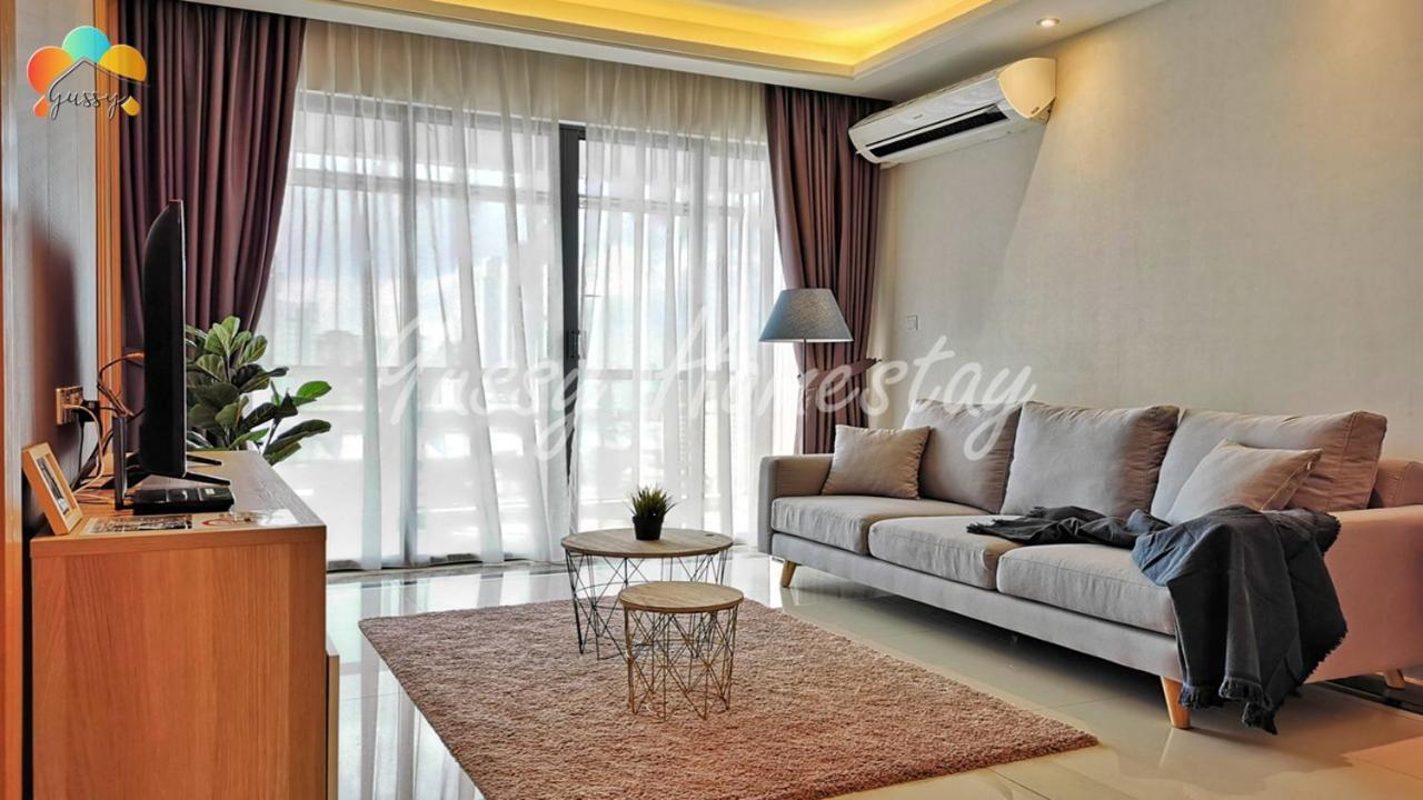 Yussy 2 Bedrooms Condo At R&F Princess Cove Johor Bahru Luaran gambar