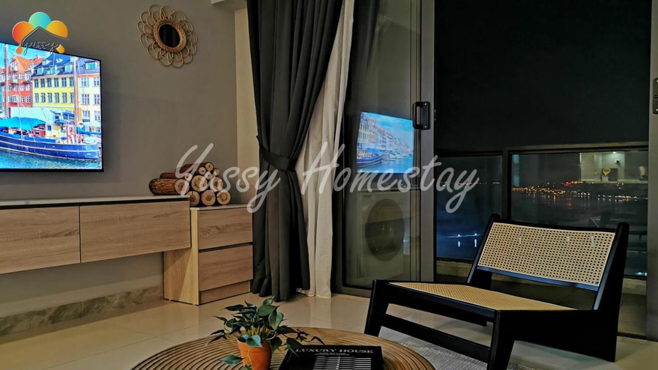 Yussy 2 Bedrooms Condo At R&F Princess Cove Johor Bahru Luaran gambar